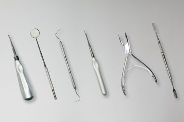 Dental-Equipment-Market-scaled_6ab8b8a077483865de6a784acd1cab26_2000